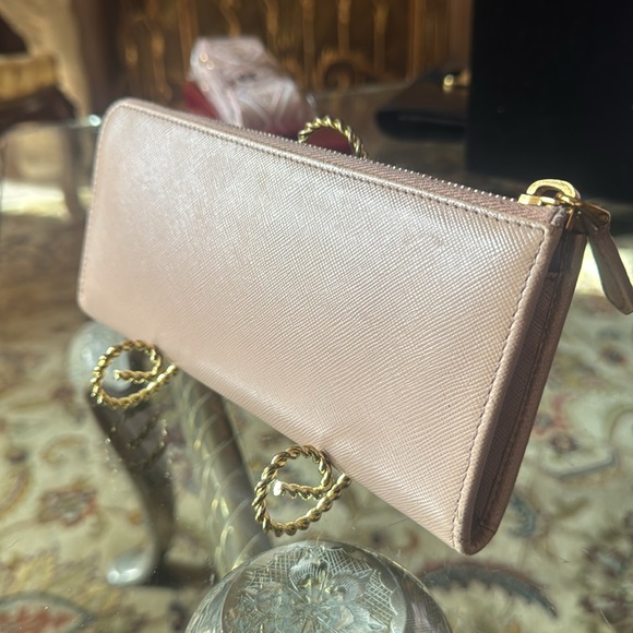 Prada Wallet - Picture 7 of 11